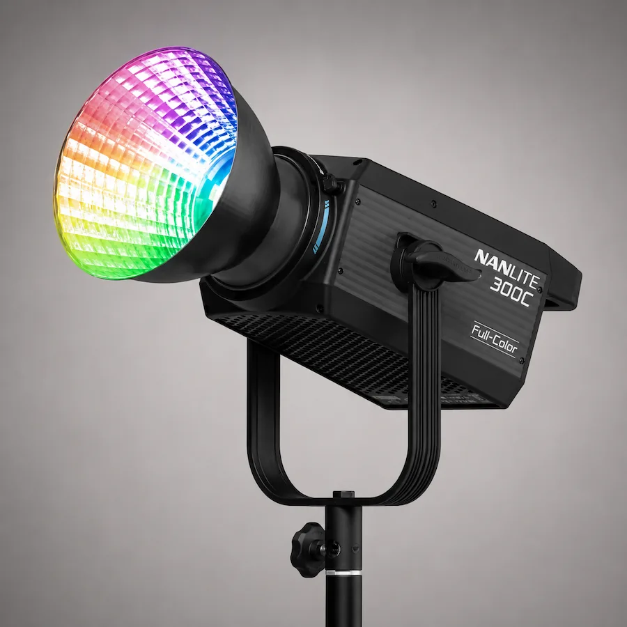 1x Nanlite FS-300C Full-color